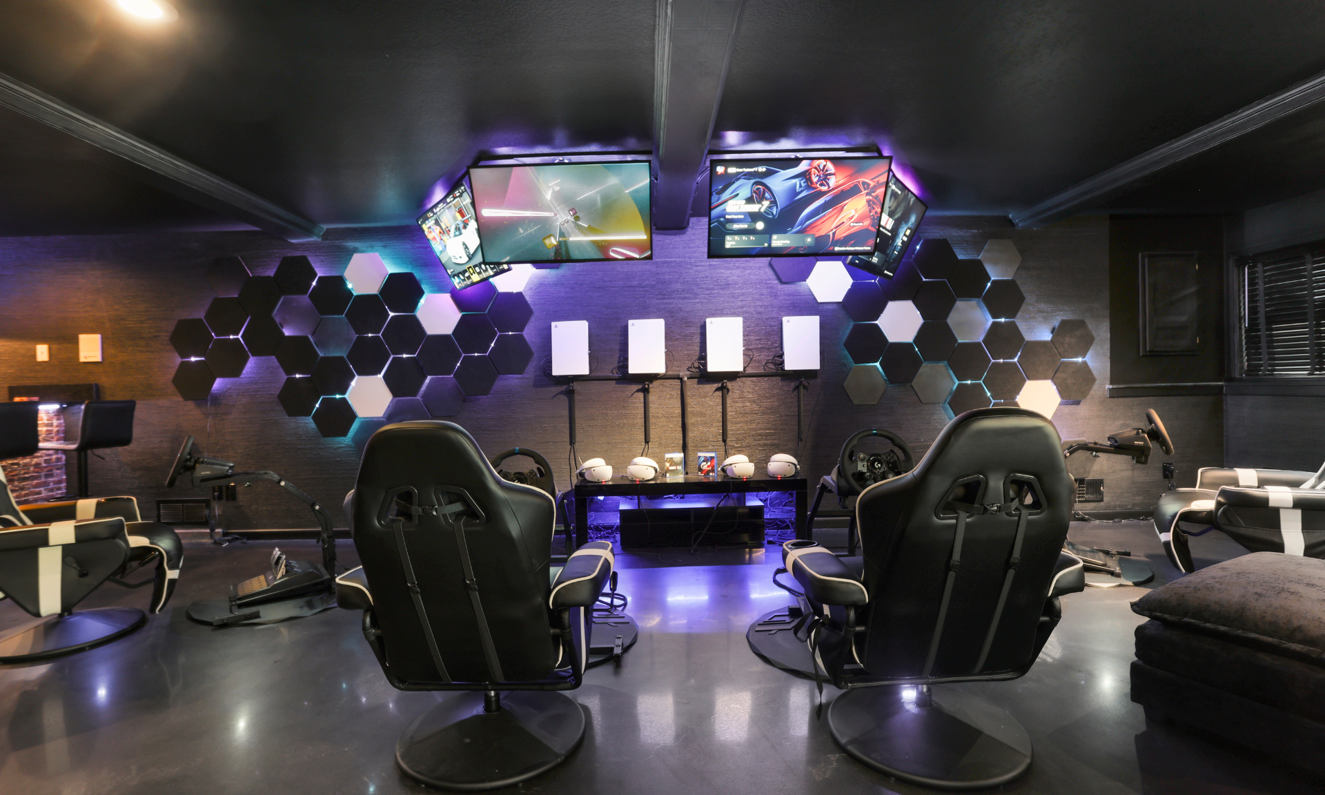 FEATURED HIDEit Customer: Dom + The Spark Wire Gaming FEATURED HIDEit Customer: Dom + The Spark Wire Gaming