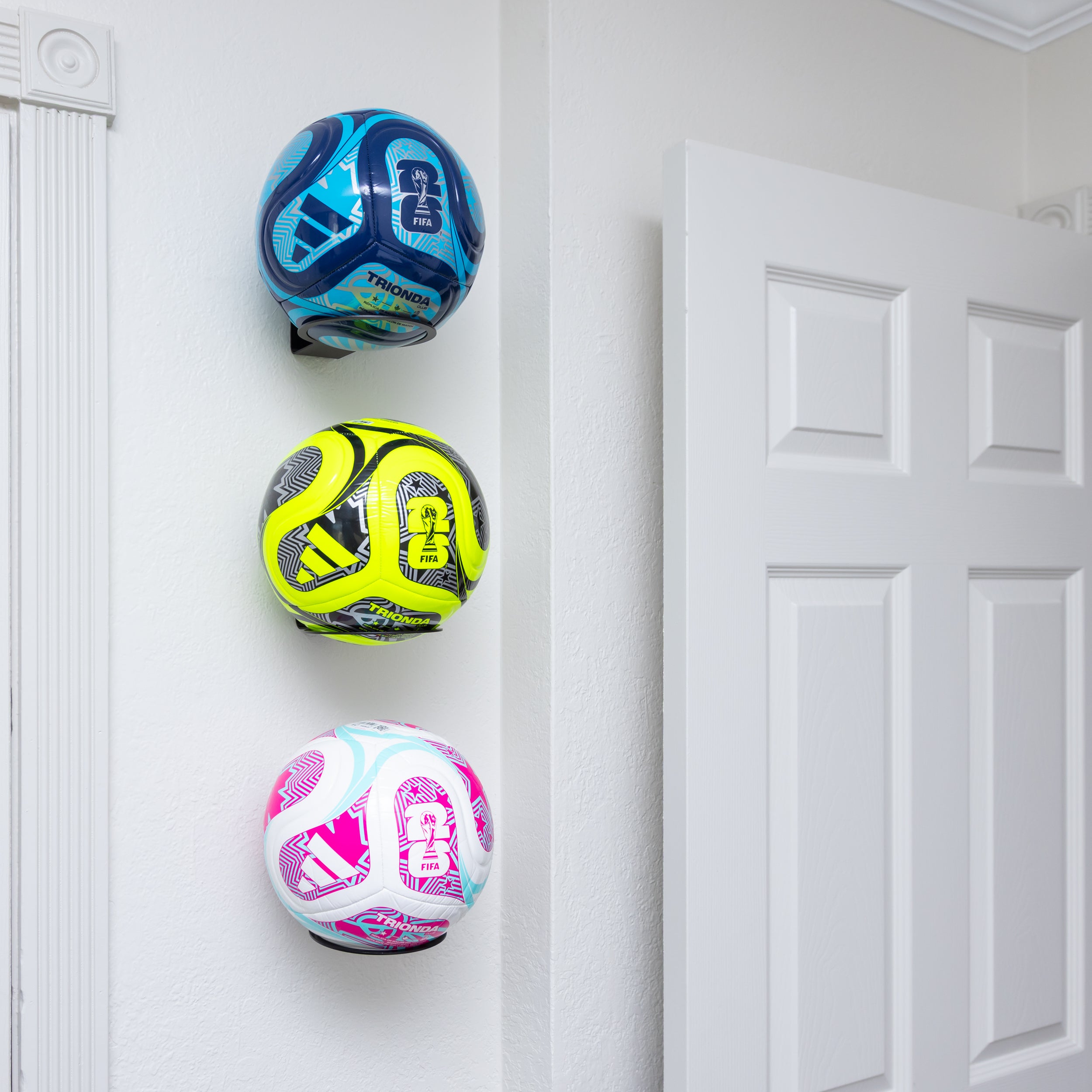 BALL_XL_HOUSE_LIFESTYLE_-_SQUARE_-_01.jpg