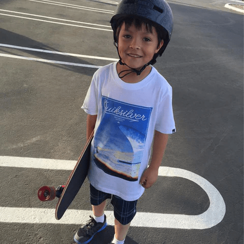 Topher_ready_to_skate_in_so_cal.png