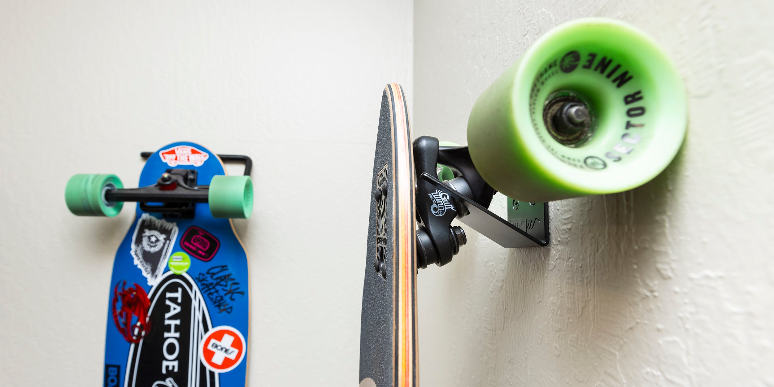 VSKATE_RE-LAUNCH_LIFESTYLE_-_2_TO_1_-_06.jpg