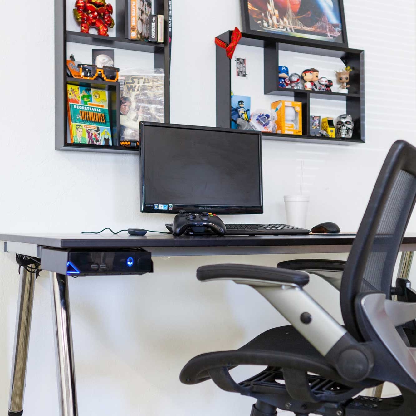 Desktop Alienware Monitor Stand